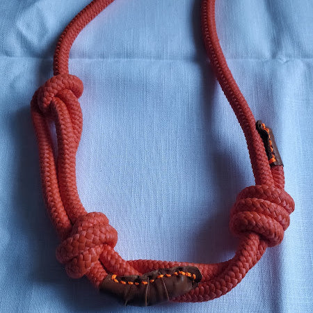 Mid-length knotted rope and hand-stitched leather necklace with gold-plated ring clasp, 80 cm